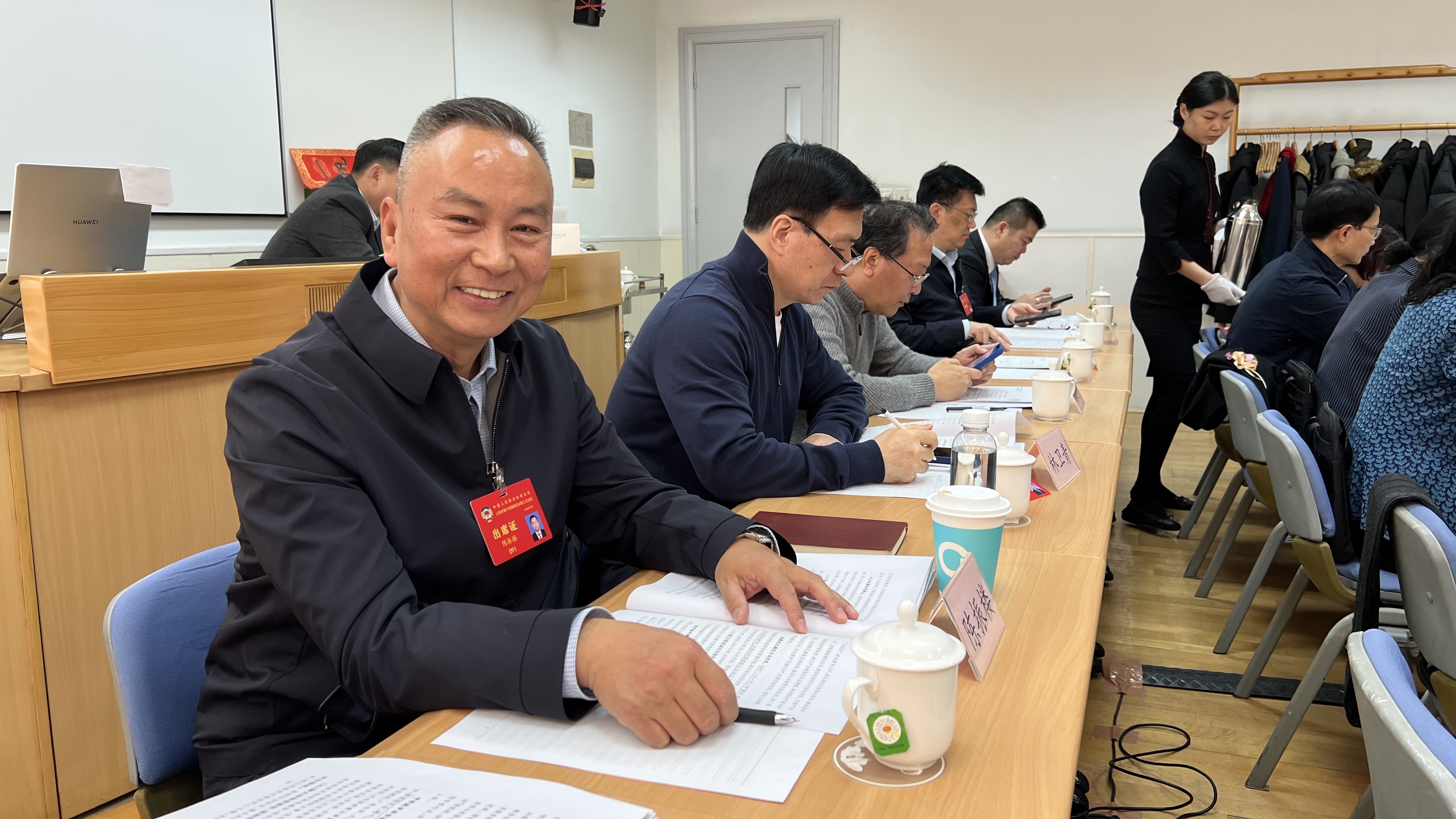 陈振楼.jpg